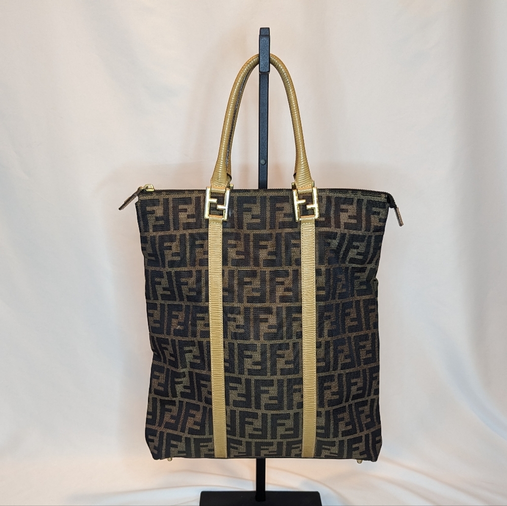 FENDI Preloved Vintage Fendi Tote
